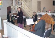 Die Gäste wurden förmlich in die Musik und den Gesang der Mezzosopranistin Undine Dreissig hineingesogen.